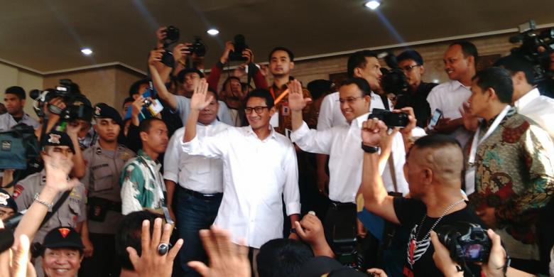 Usai Resmi Jadi Cawagub DKI, Sandiaga Sebut Polisi yang Mengawalnya Ganteng