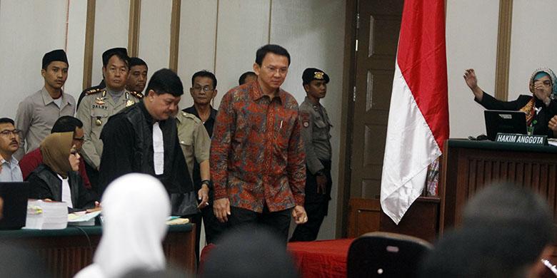 Suara Ahok Bergetar Ketika Bantah Satu Per Satu Kesaksian Ketua MUI