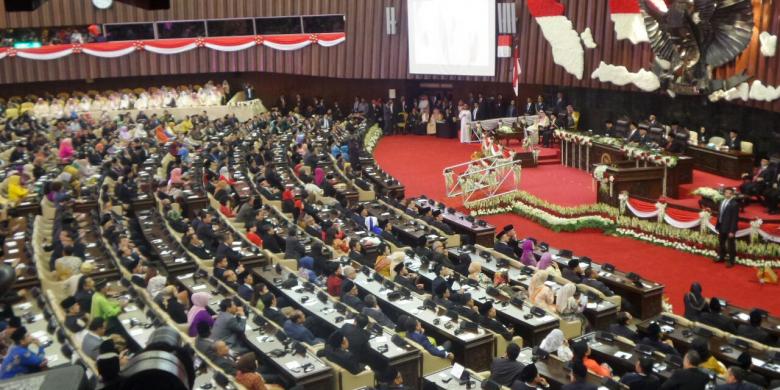Raja Salman Datang, Ruang Sidang Paripurna DPR Terisi Penuh