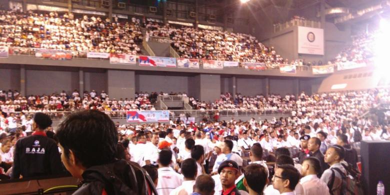 simpatisan-perindo-berdatangan-ke-tempat-deklarasi-dukungan-untuk-anies-sandi