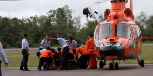 Enam Jenazah Diangkut ke Pangkalan Bun, Total 59 Korban AirAsia Sudah Dtemukan