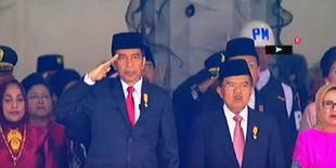 Wakil presiden tidak ikut hormat saat upacara bendera
