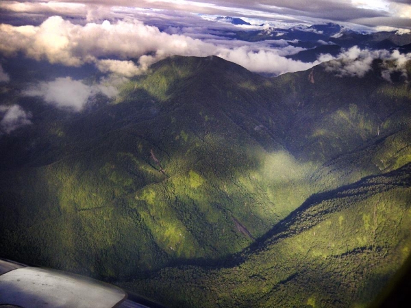 Mengintip Kota Maju di Tengah Hutan Belantara Papua