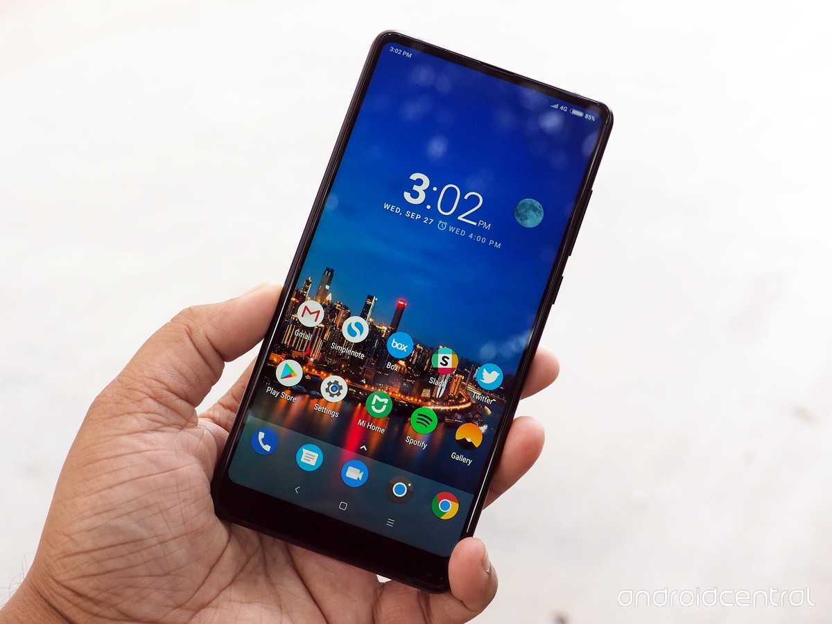 HP jaman now, bezel-less = keren atau rempong?