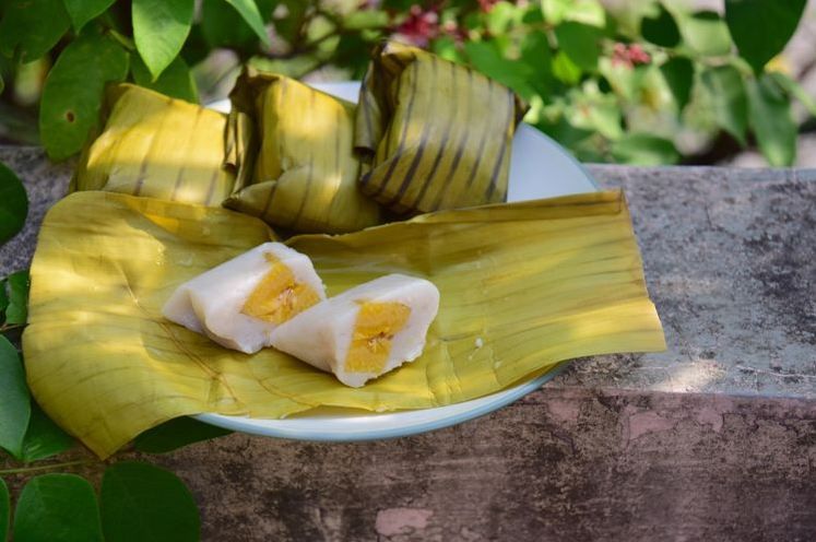 5 Kue Tradisional Indonesia Yang Dibungkus Daun Pisang