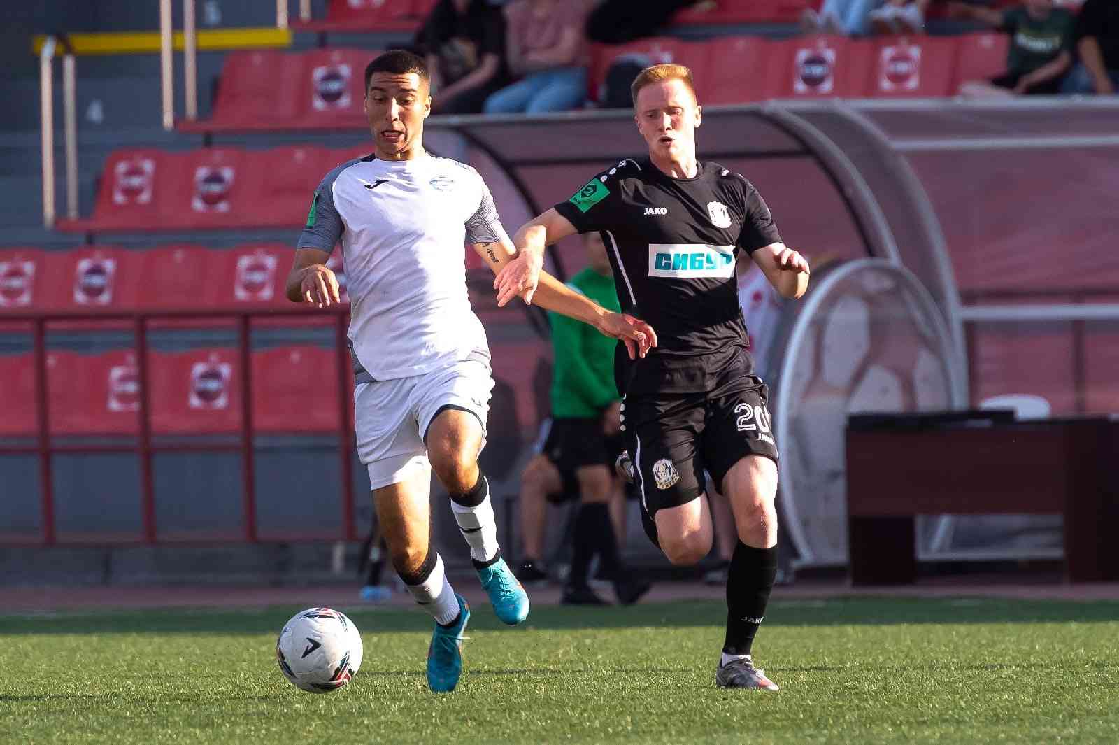 FC Tyumen Cukur Habis FC Chelyabinsk 0-3 di Kandangnya Sendiri