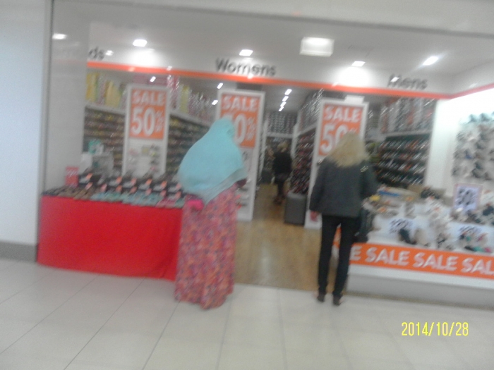 Kalau Bisa Beli, Kenapa Ambil yang Gratis?!