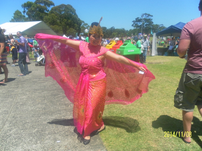 Parade Seni Budaya Indonesia Jadi Headline