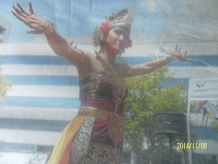 Parade Seni Budaya Indonesia Jadi Headline