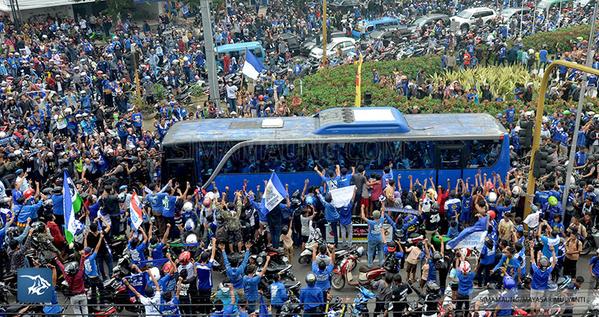 Yang Terjadi Setelah #PersibJuara ISL 2014 di Kota Bandung