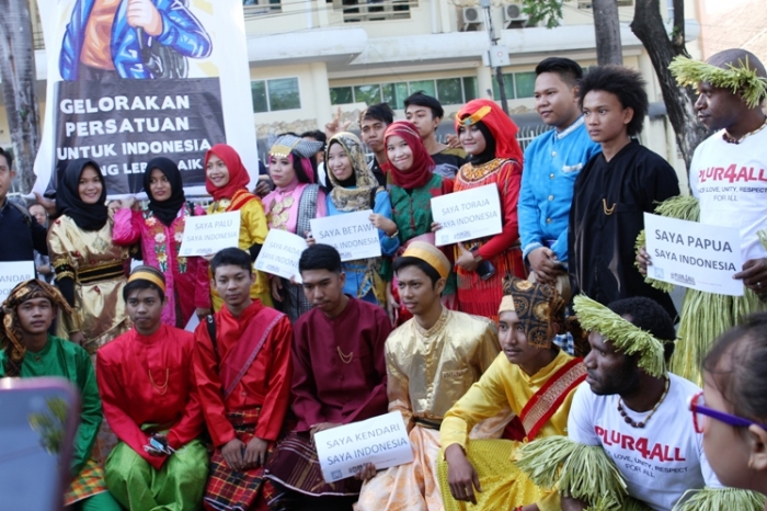 Peringati Harkitnas pemuda Makassar gelar parade budaya