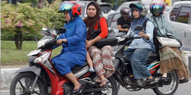 Yuk Kenali Tipe Berbelok Pengendara Motor di Jalan Raya