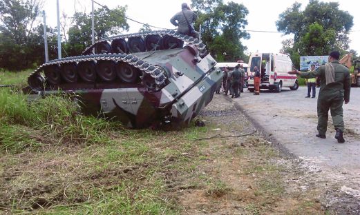 &#91;ACCIDENT&#93; APC Adanan MALAYSIA Kecelakaan