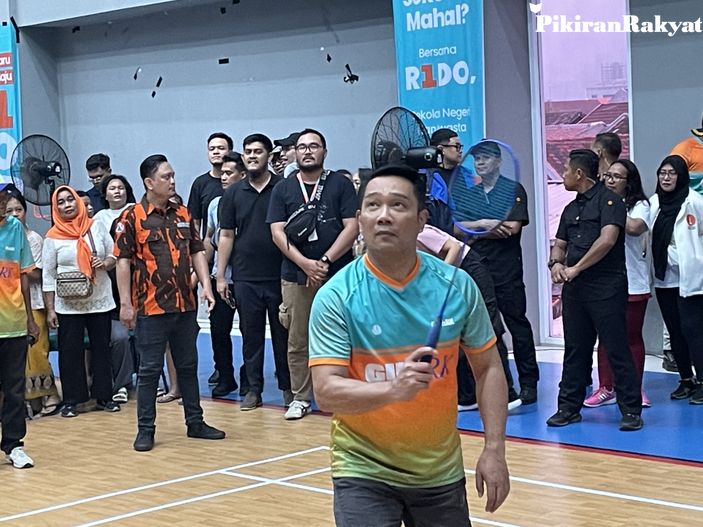 Ridwan Kamil Bakal Simpan Alat Gym di Pinggir Jalan Biar Warga Olahraga Sambil Nunggu