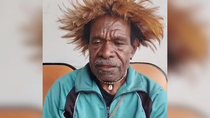 redam-gejolak-tokoh-ibele-ajak-warga-jayawijaya-tunggu-proses-penarikan-tni