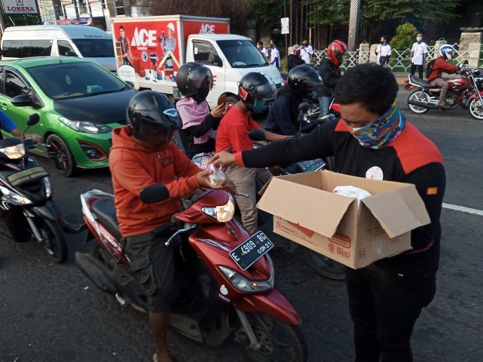 5 Keadaan yang Membuat Kita Terpaksa Buka Puasa di Jalan, Nomor 4 Paling Bikin Kesal