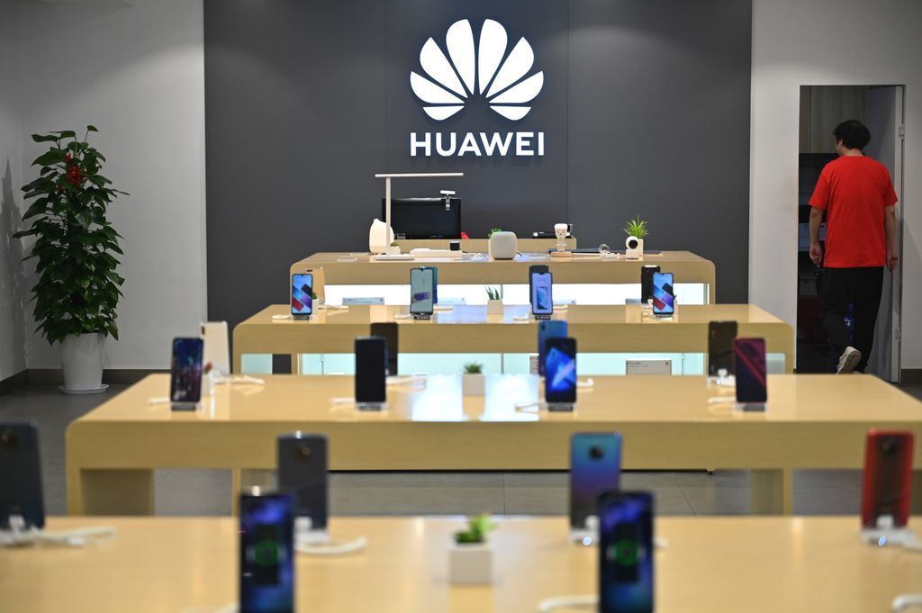 Meski Ada Larangan AS, Huawei Justru Jadi Raja Smartphone Dunia