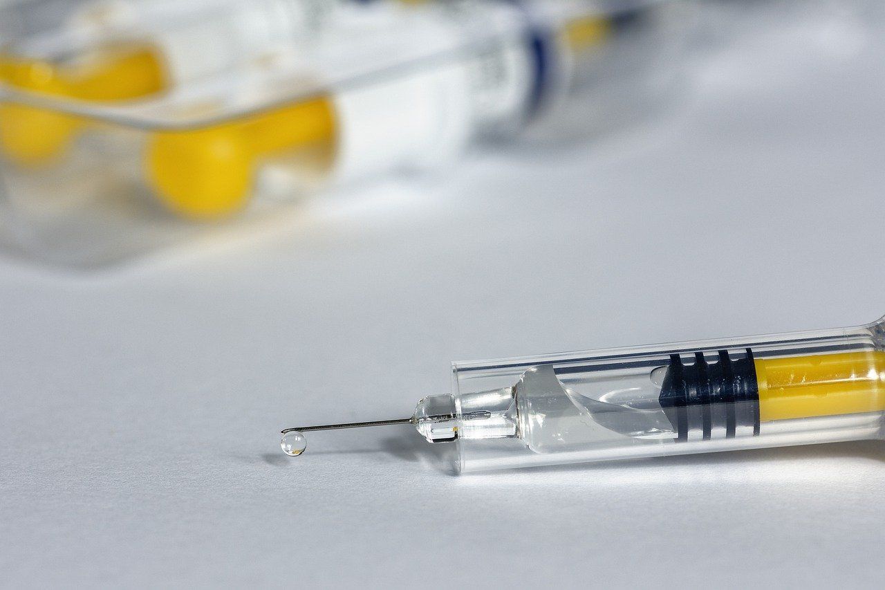 33 Orang Meninggal Usai Divaksinasi di Norwegia, Indonesia Evaluasi Vaksin Pfizer