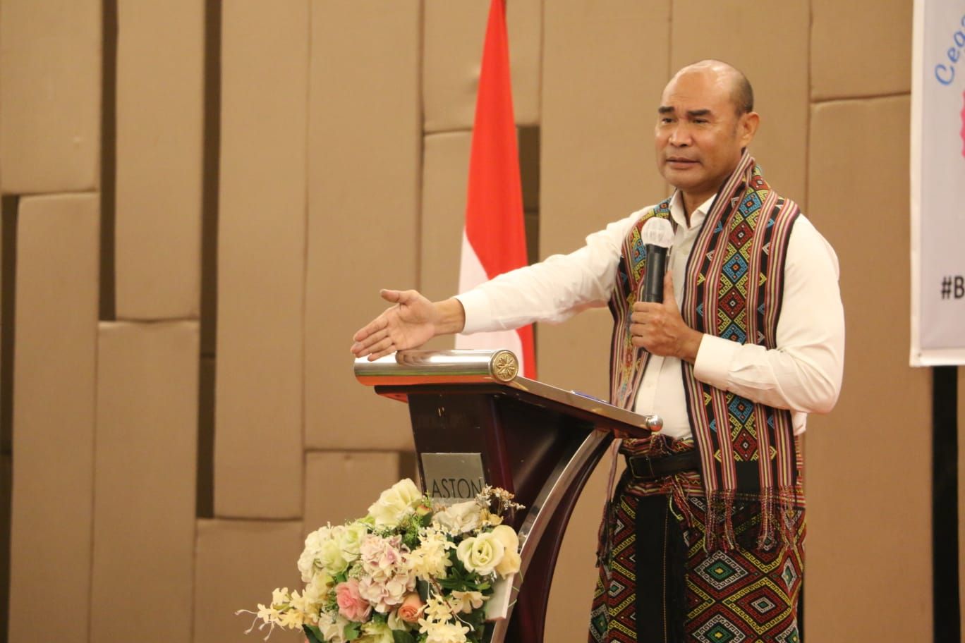 gubernur-viktor-bungtilu-laiskodat-dukung-lembata-jadi-ibu-kota-provinsi-flores