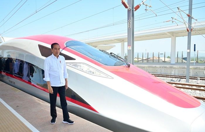 Tagar KorbanMulyono Trending di X, Publik Kesal Kebijakan Jokowi Merugikan