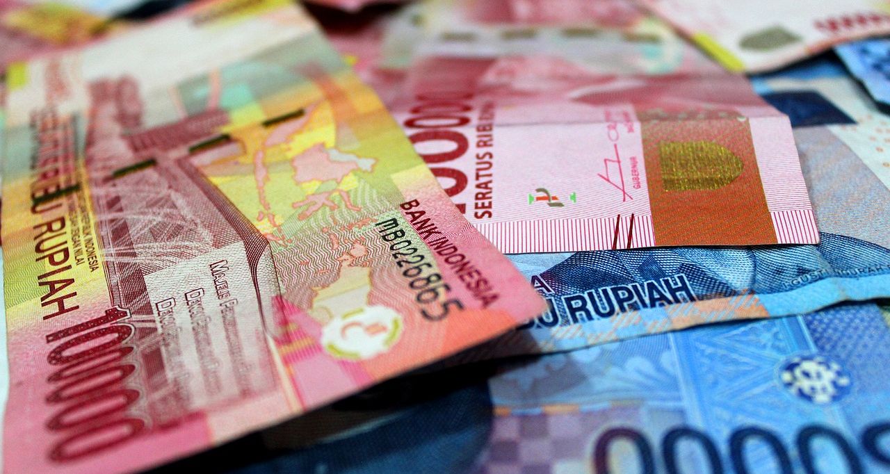 menaker-resmi-umumkan-18-provinsi-tidak-ada-kenaikan-ump-2021