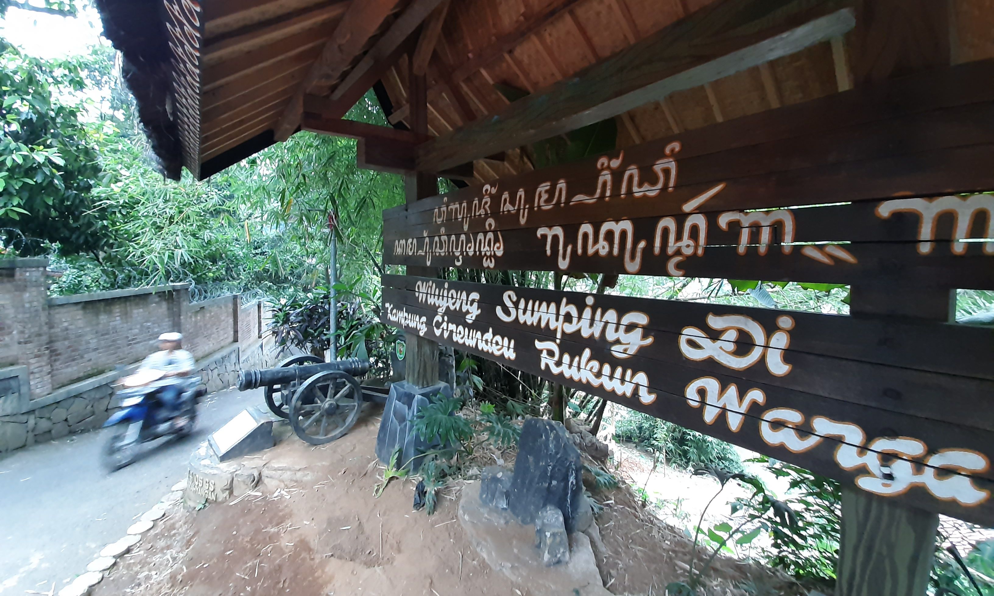 Perkawinan Dijamin Konstitusi, Ironi di Kampung Adat Cireundeu Jawa Barat