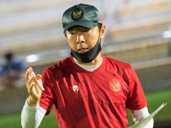 Shin Tae Yong Pernah Terkejut Atas Kesopanan Anak Indonesia