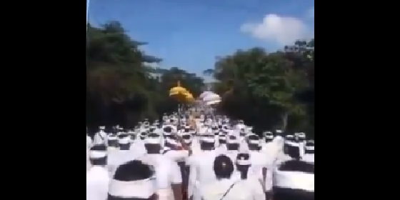 Haikal dan Nahra Tanggapi Kerumunan di Bali, Warganet: Pemerintah Tak Diskriminatif