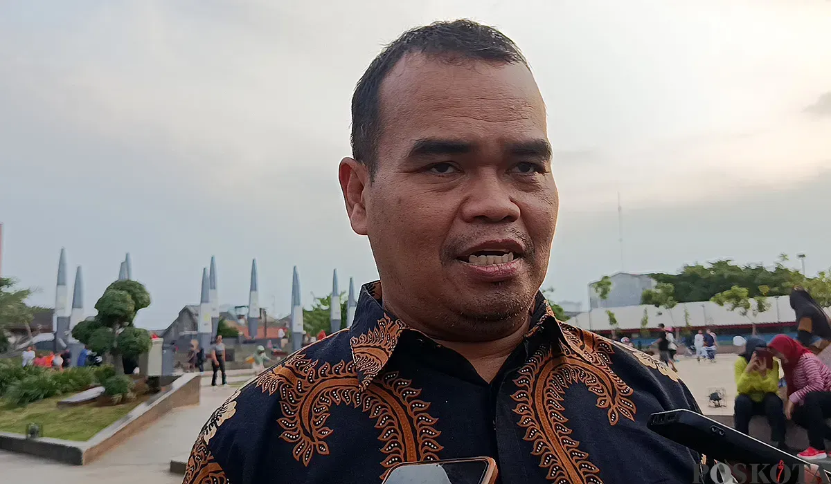 Ratusan Massa Disinyalir Terus Bergerak Dari Kalimalang Menuju DPRD Kota Bekasi