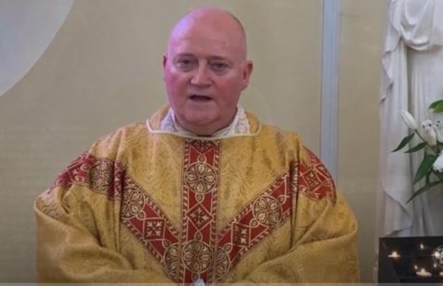 pater-paddy-mccafferty-ajak-umat-katolik-irlandia-tidak-coblos-partai-yang-berkolusi