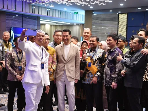 Bossman Mardigu Ungkap Perbedaan Dedi Mulyadi & Jokowi, Masuk Gorong-gorong