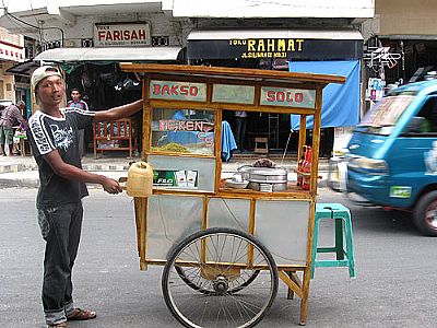 Mereka Yang Mengangguk Keuntungan Dari Masa Kampanye Pemilu....