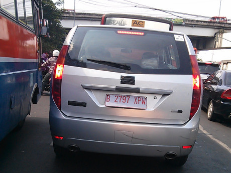 Penampakan mobil TATA Aria di Jakarta