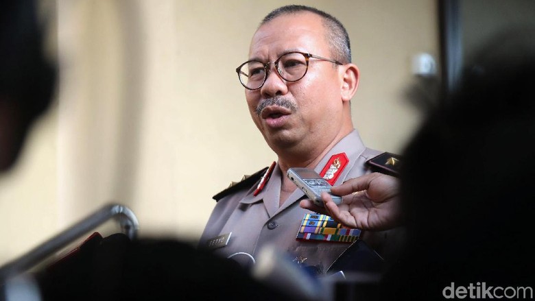 2-polisi-yang-dibacok-hendak-bubarkan-tawuran-geng-rawa-lele-212