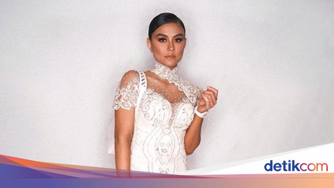 Dompet Agnez Mo Jadi Sorotan, Bikin Geleng-geleng Kepala