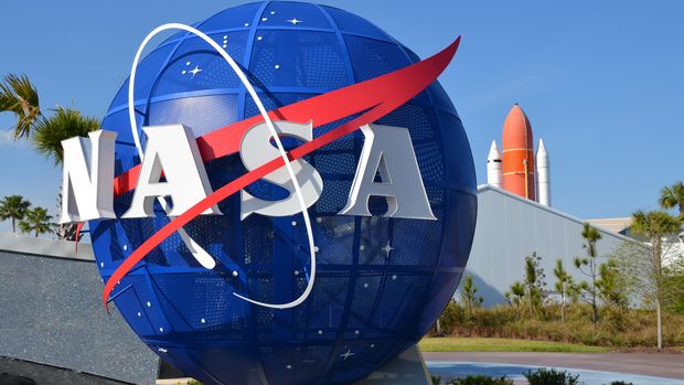 Tak Percaya Manusia ke Bulan, Stephen Curry Diundang NASA