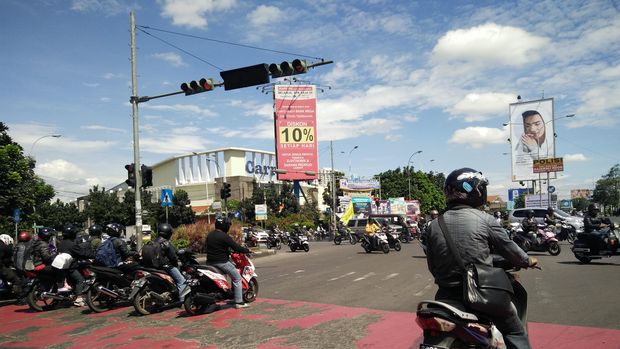 Berbagai Perbedaan (Besar) Yang Ane Rasakan Ketika Tinggal Di Jakarta Dan Bandung