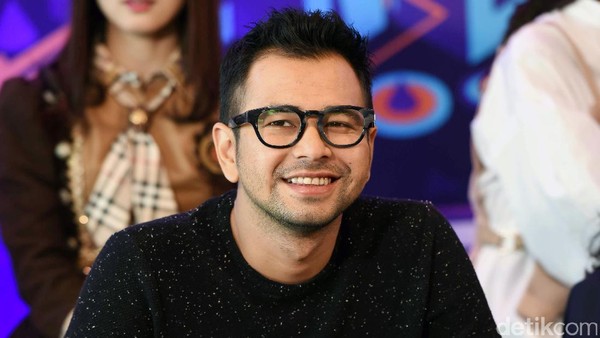 Reaksi Netizen Tahu Raffi Ahmad Kloter Pertama Penerima Vaksin Sinovac