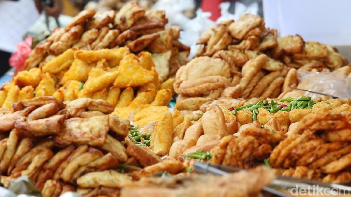 Tempe Goreng Laris Manis Di Australia, Mudah-Mudahan Tahu Isi Dan Lainnya Menyusul!