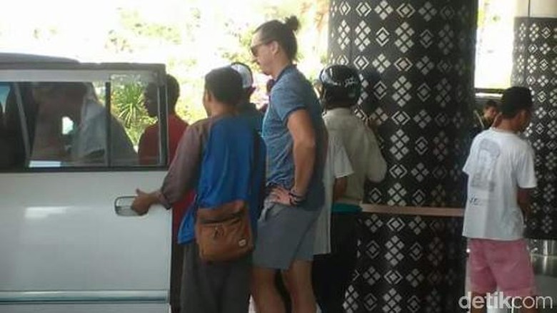 Wow ! Ibrahimovic Liburan Ke Labuan Bajo?