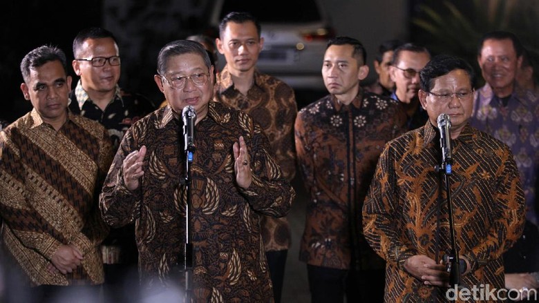 SBY Siap Kampanyekan Prabowo, Demokrat: Jokowi akan Kalah
