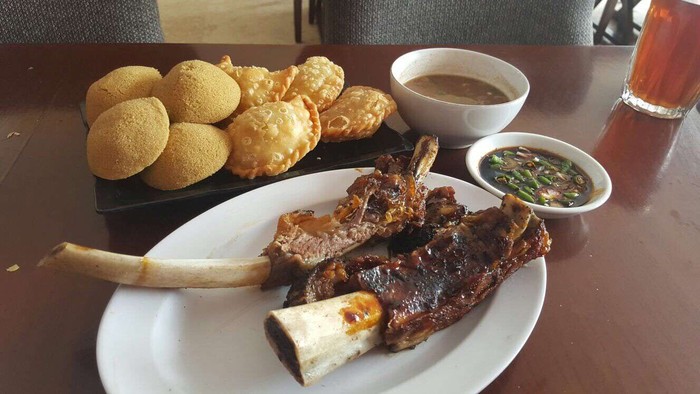 Sup Maupun Bakar Sama-sama Enak. Kenalan Yuk dengan Konro, Kuliner Khas Bugis Ini