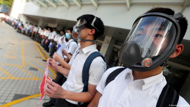 aktivis-joshua-wong-aksi-protes-hong-kong-harus-berlanjut
