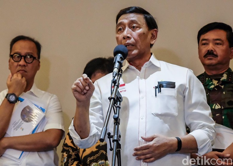 2 Mahasiswa Tewas, Pimpinan Komisi III DPR Minta Jokowi Copot Wiranto