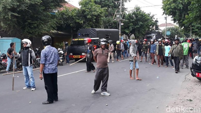 Polisi Sebut Tak Ada Korban Bentrokan di Depan Kantor PCNU Solo