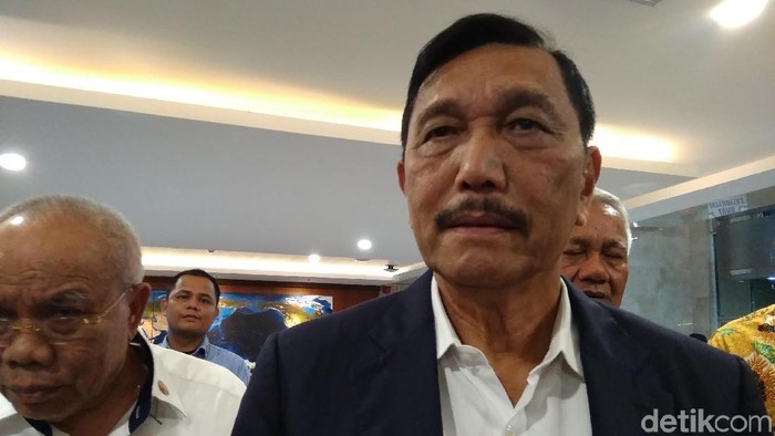 luhut-soal-karantina-jangan-terlalu-banyak-rekomendasi-nggak-jelas