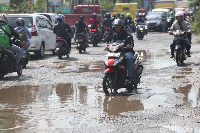 Apalagi Nih, Pemerintah Larang Pemotor Melintar Di Jalan Nasional