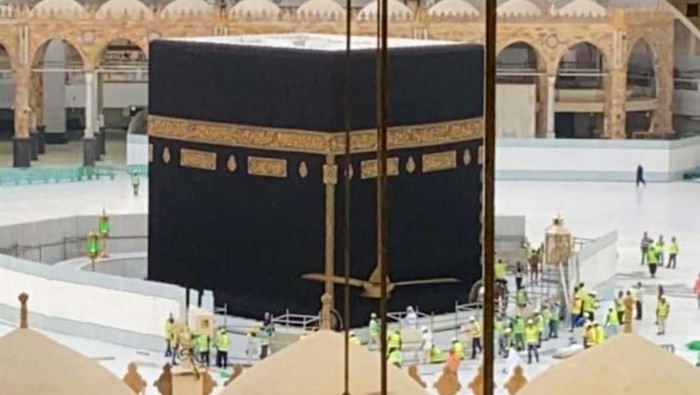 Indonesia Dilarang Masuk Arab Saudi, Umroh 2021 Kembali Ditunda