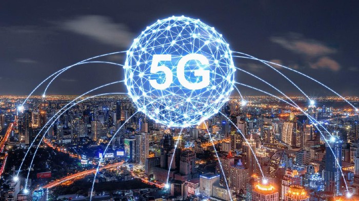 5g-dianggap-tularkan-corona-warga-bolivia-hancurkan-tiang-telekomunikasi