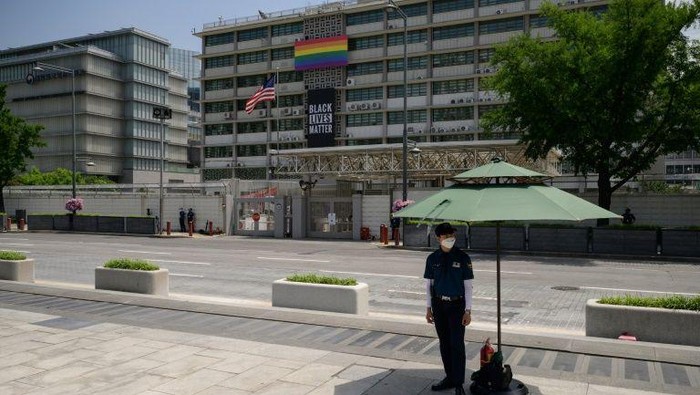kedubes-as-di-korea-selatan-turunkan-spanduk-black-lives-matter